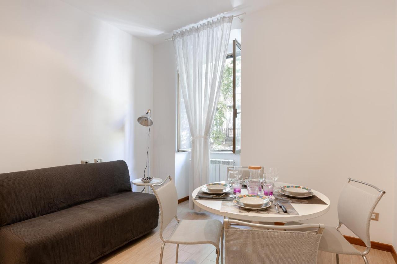 La Via Di Nandi Apartment Trieste Bagian luar foto
